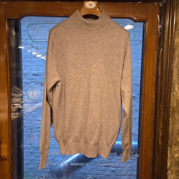 버버리 캐시미어 모호크넥 니트