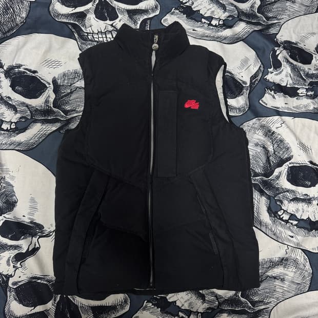 나이키 다운패딩조끼 M사이즈