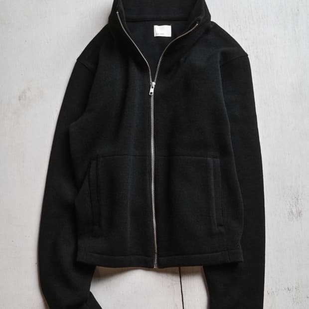 모노프리베 하이넥집 블랙 3