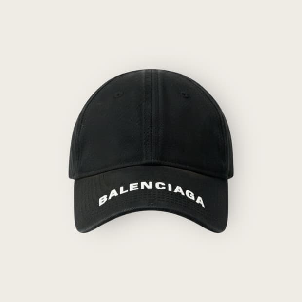 발렌시아가 자수 로고 볼캡