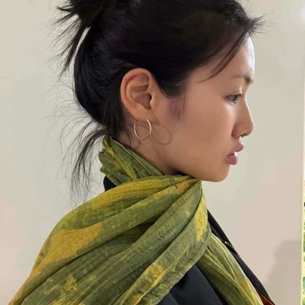 라이트그린 스카프