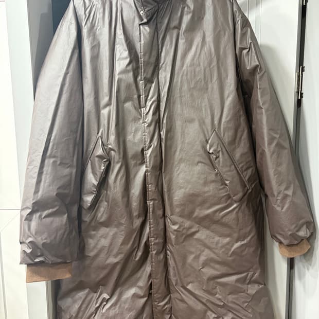 이지 시즌 3 왁스코팅 롱패딩