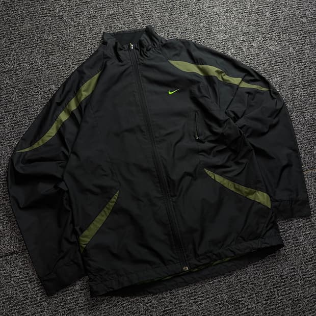 00s 나이키 올드스쿨 스우시 박시핏 배색 바람막이 1684