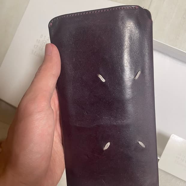 마르지엘라 버건디 골져스 반지갑