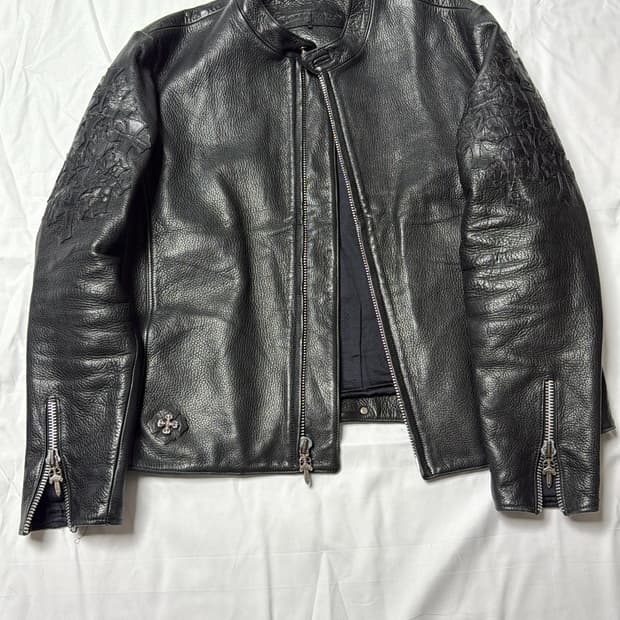 [L] 원오브원 크롬하츠 엘리게이터 패치 레더자켓