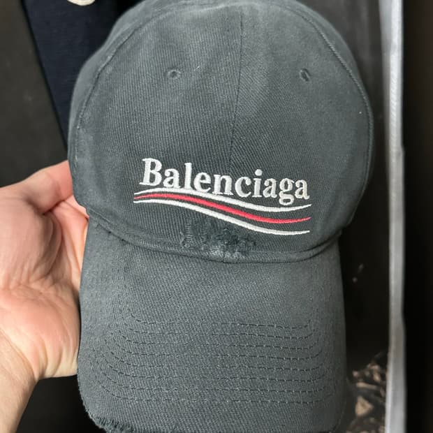 발렌시아가 볼캡 모자