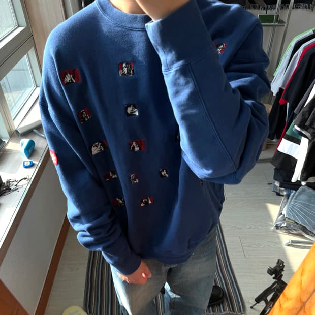 카브엠트 윈도우 맨투맨