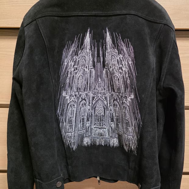 언더마이카 대성당 스웨이드 자켓 1사이즈