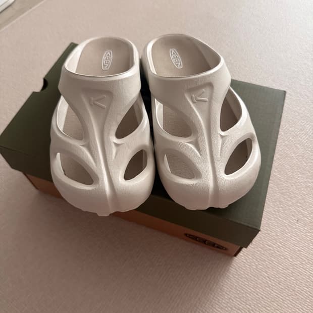 킨샨티 화이트 250 새상품 풀박스