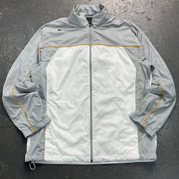 105 나이키 바람막이