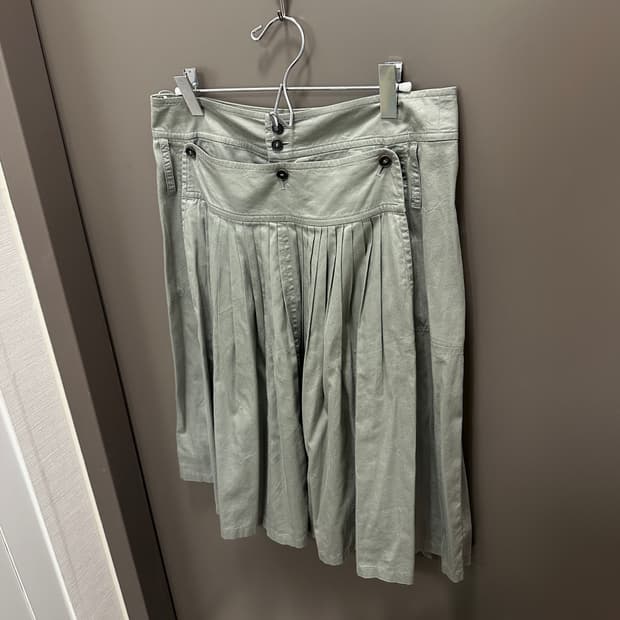 vintage pleats skirt made in hungary