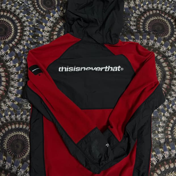 기리보이 착용 디네댓 후드 플리스