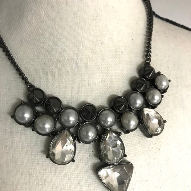 Pearl & Crystal Statement Necklace