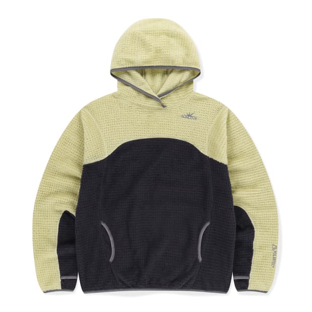 썬러브 폴라텍 베이지블랙 M사이즈 새상품