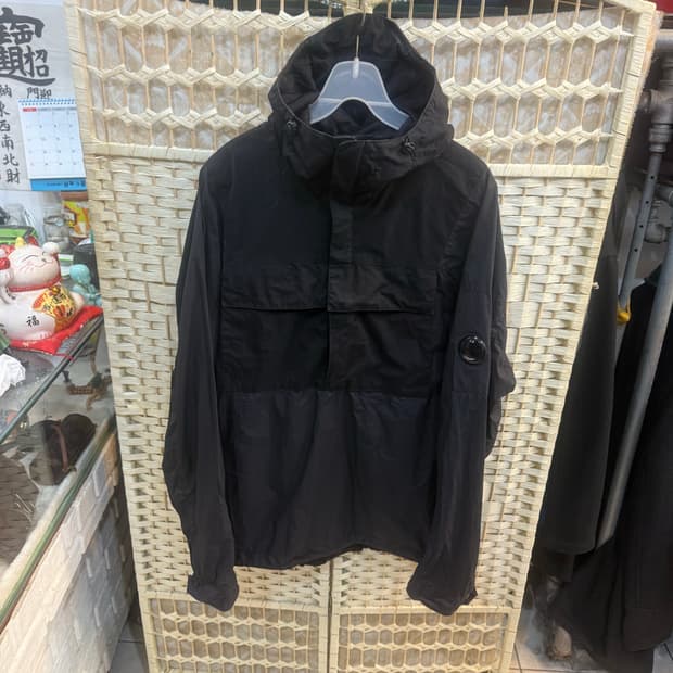 100/21ss 정품 cp컴퍼니 12주년 가먼트 렌즈 아노락 팝니다
