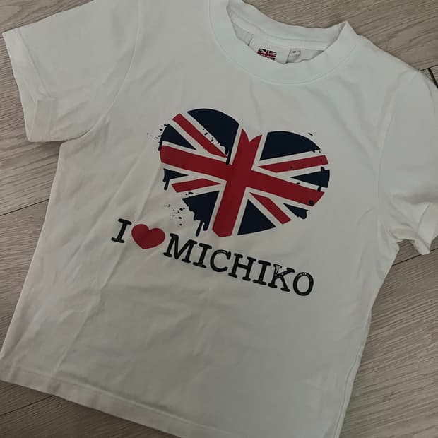 미치코 런던 반팔티