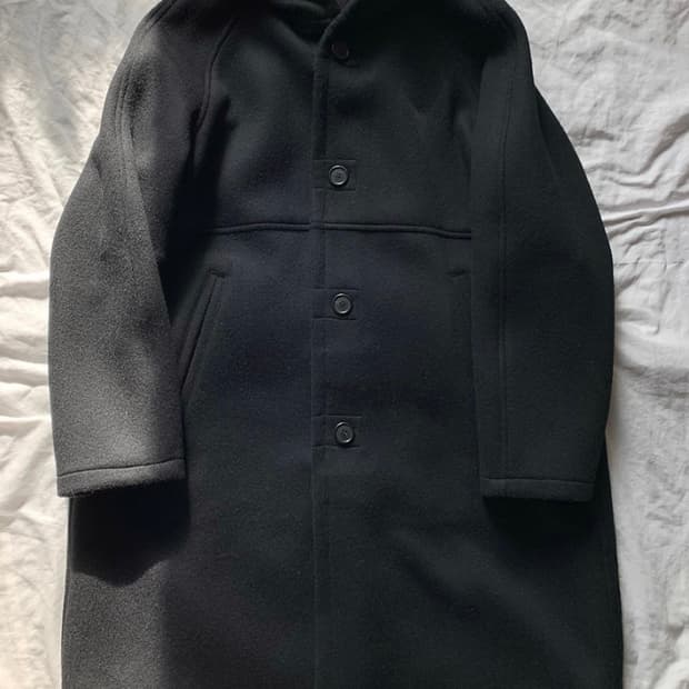 로렘입숨 울 후드 코트 블랙 1사이즈