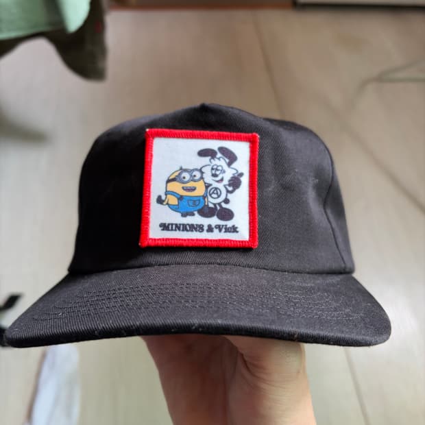 베르디 x 미니언즈 협업 캡