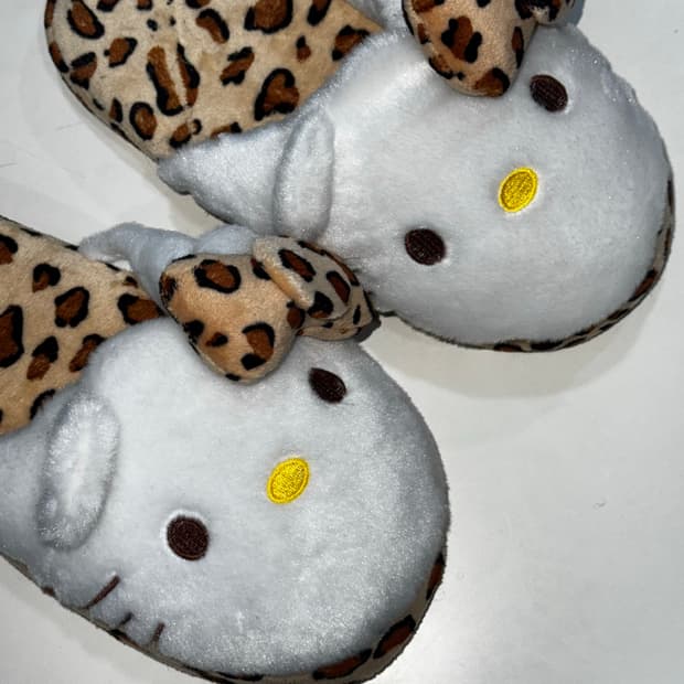 헬로키티 갸루 호피 슬리퍼 여성 실내화 