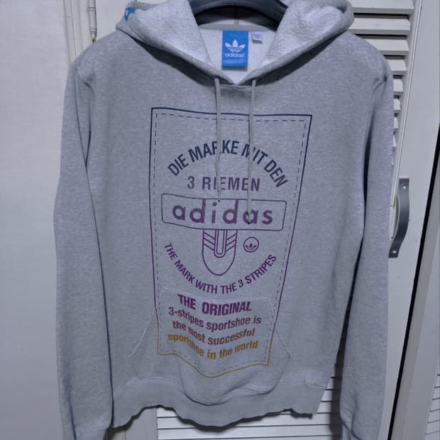 100 아디다스 후드티셔츠