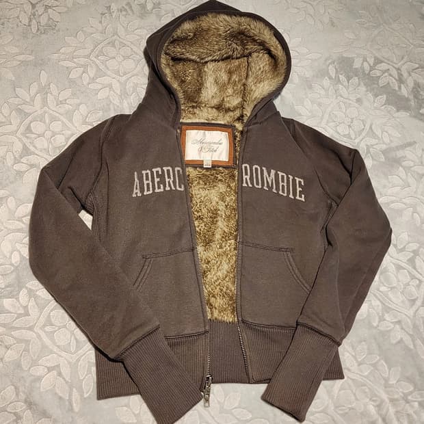아베크롬비 앤 피치 빈티지 울프죠 후드 집업 