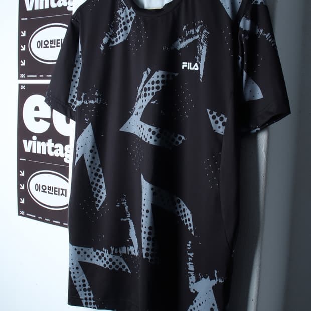 (L-XL) 휠라 반팔 티셔츠 기능성 패턴 블랙 폴리-H32959