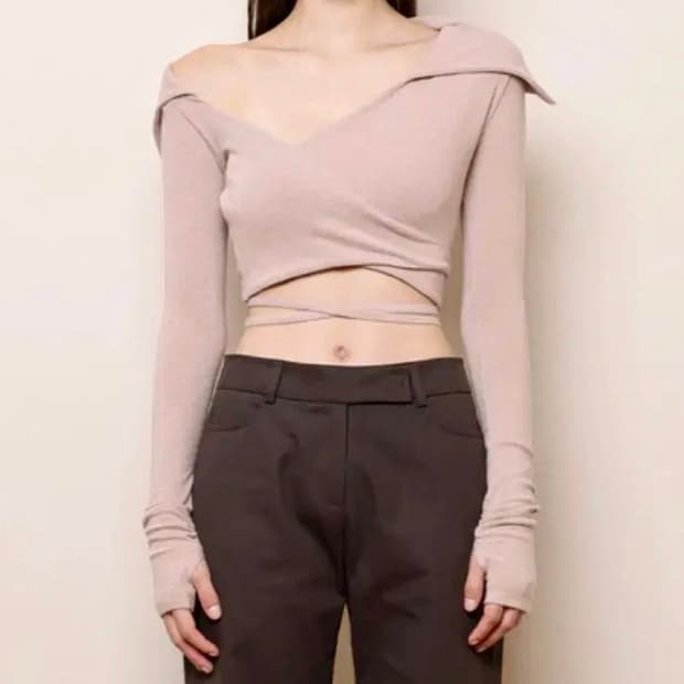 [낫유어로즈 제니 랩 티셔츠] 롱슬리브 탑 핑거홀 오프숄더 니트 발레코어