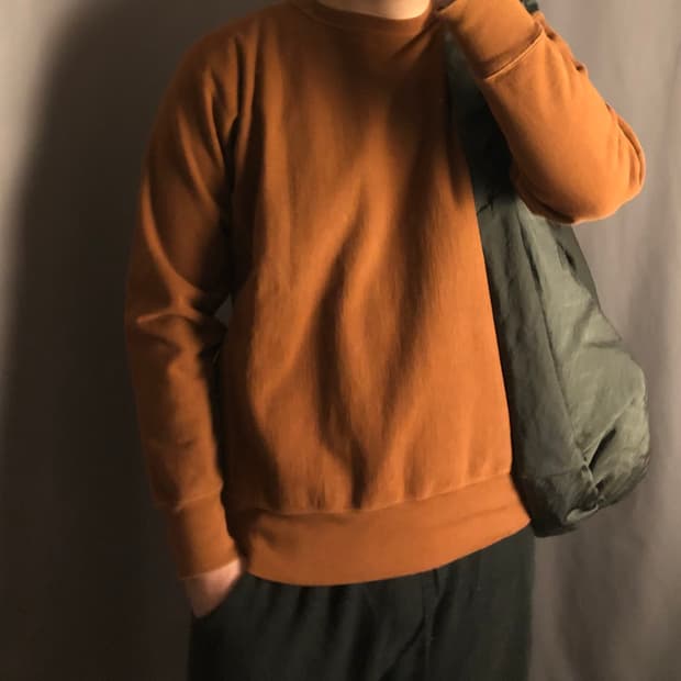 오라리 슈퍼밀드 스웻셔츠