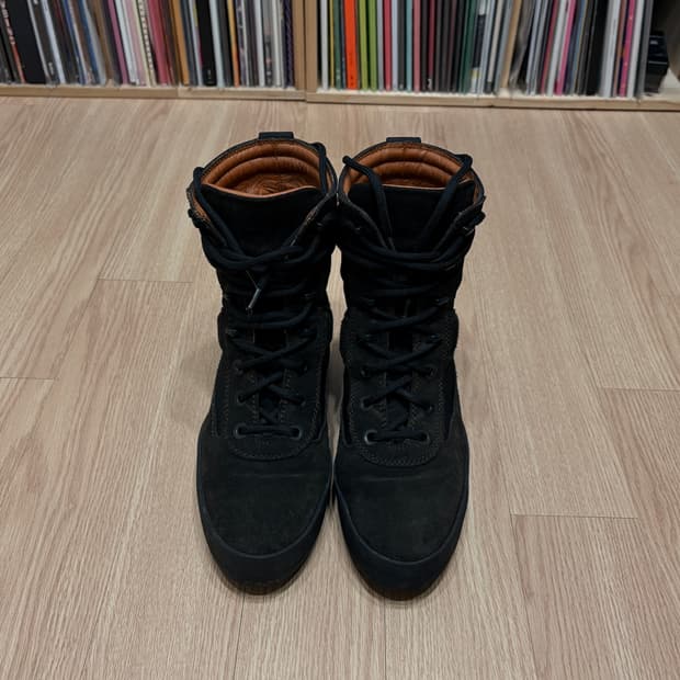 이지 시즌3 스웨이드 부츠 오닉스