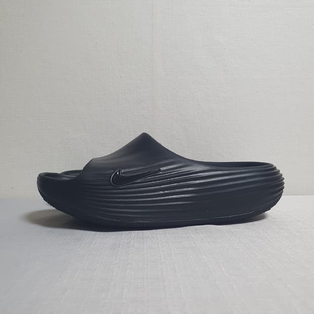 나이키 리액트X 리주버네이트 슬라이드 블랙 240mm