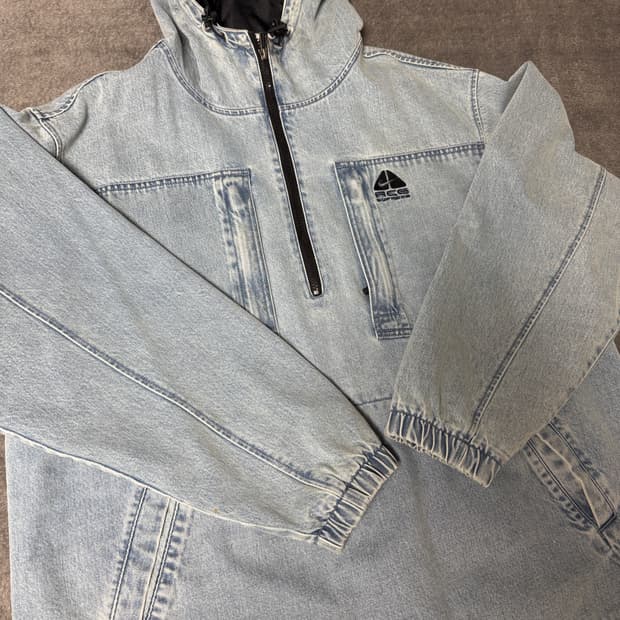 슈프림 acg 데님 풀오버 자켓 블루 L사이즈입니다. 