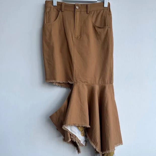 AMRRI 언발 스티치 스커트