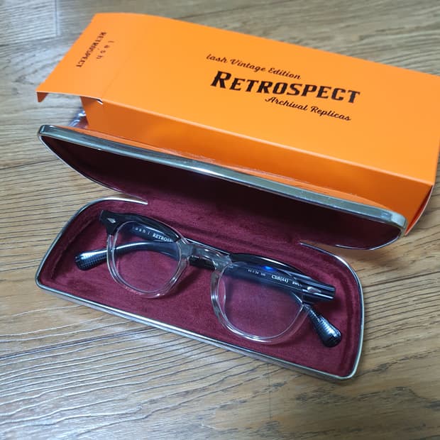 래쉬 RETROSPECT 클리프트 안경 Clift(44) 판매합니다.