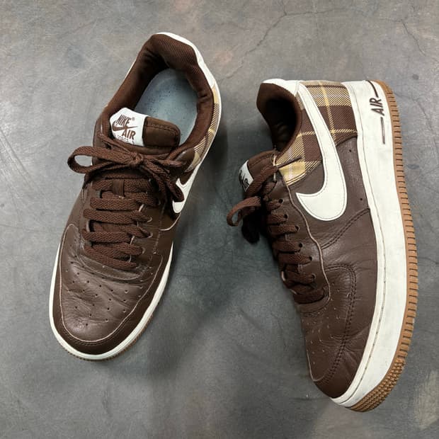 나이키 에어포스 카카오 플레이드