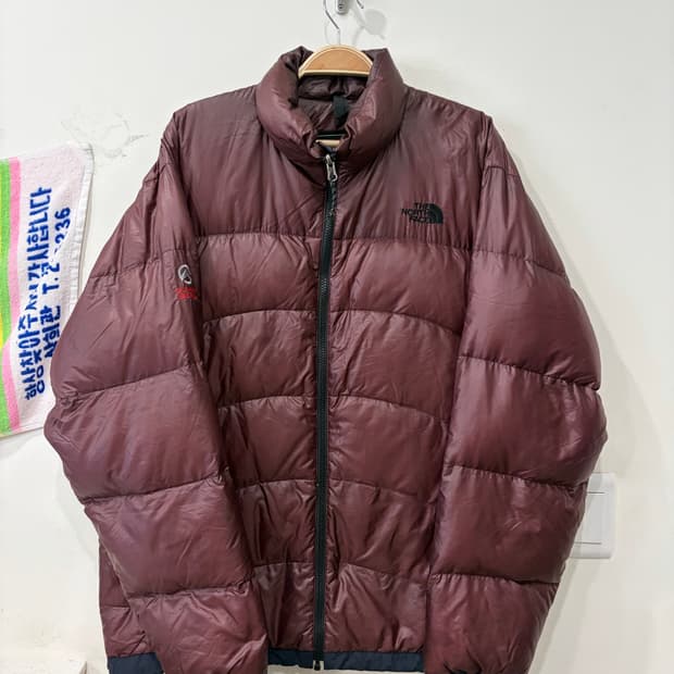 246. 노스페이스 경량패딩