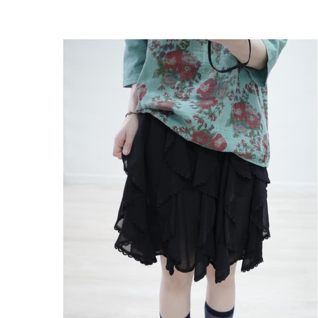 feather black skirt