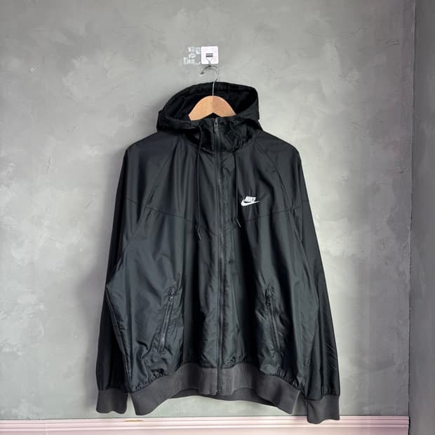 나이키 윈드러너 바람막이 블랙