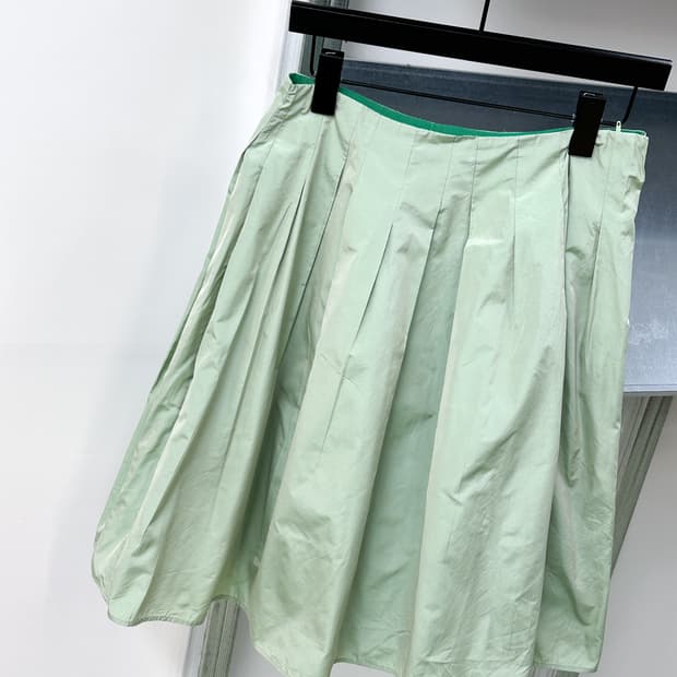 mint silky pleats midi skirt