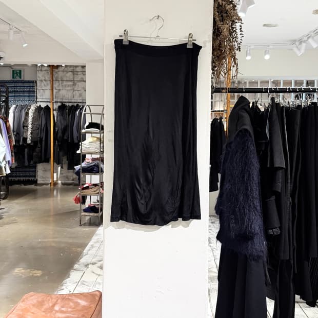 구찌 블랙 레이온 비스코스 미디스커트