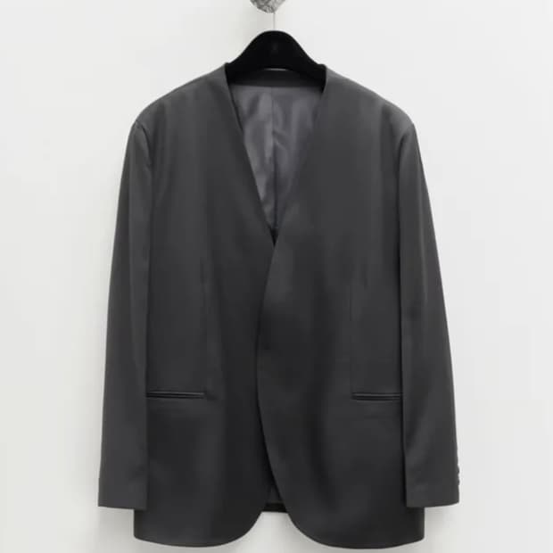 유스 카라리스 차콜그레이