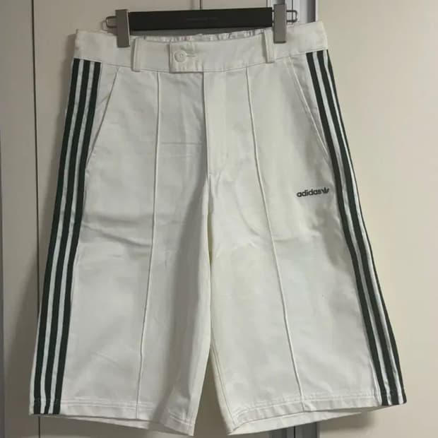 아디다스 80s 3S 버뮤다 숏팬츠 화이트