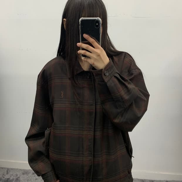 입생로랑 90s 체크 봄버
