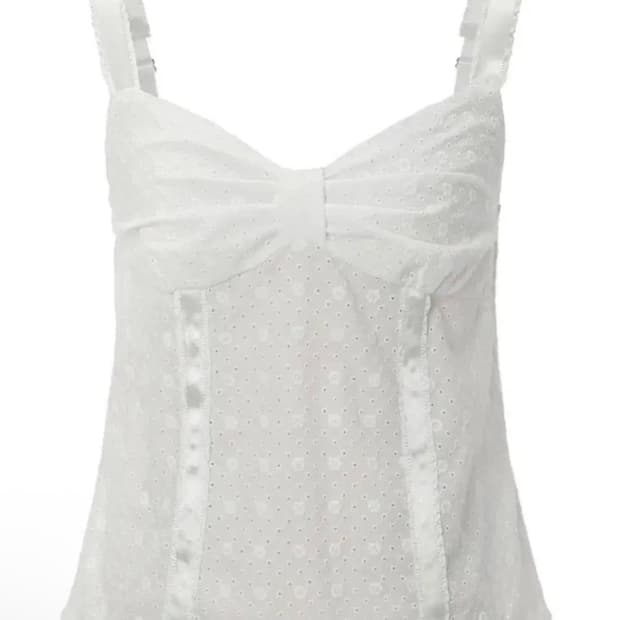 Ribbon trim top