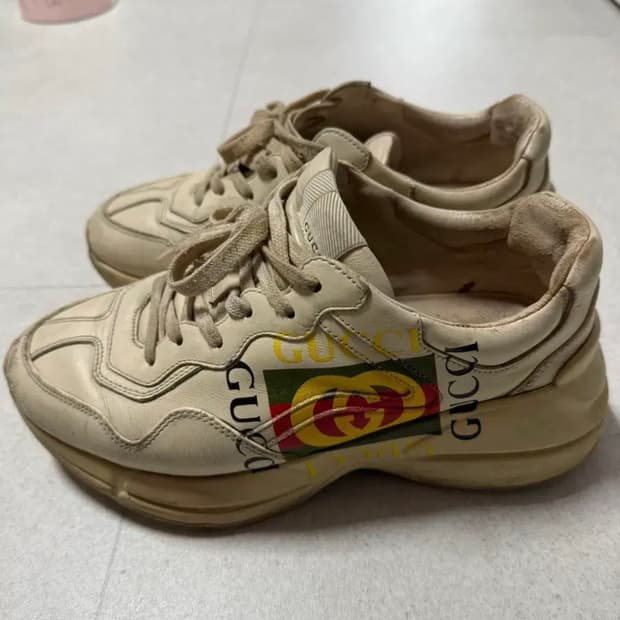 구찌 사각로고 라이톤 270사이즈