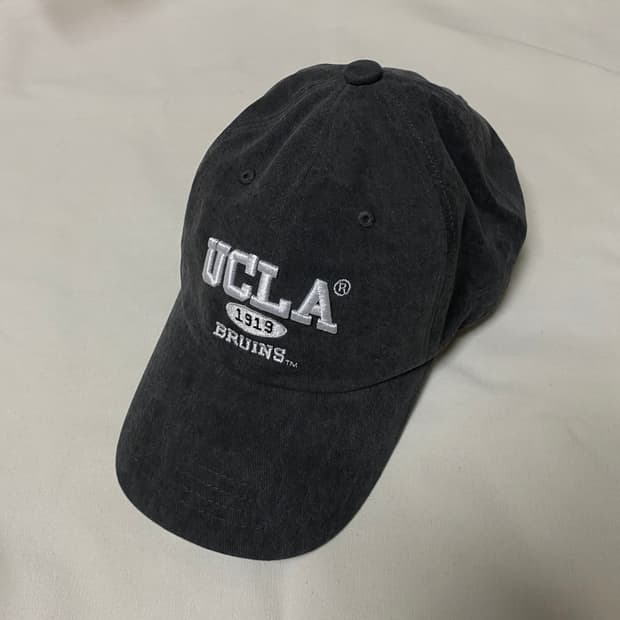 UCLA 볼캡