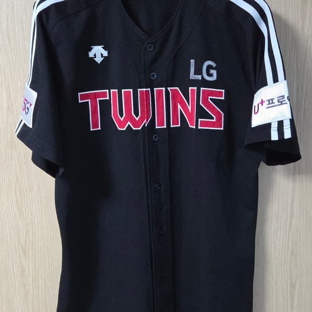 (착샷) 데상트 LG트윈스 유니폼 야구 져지 