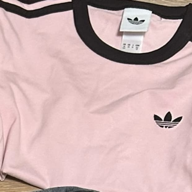 아디다스 딸기우유 핑크 반팔티