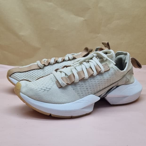 리복 솔퓨리 럭스 여성운동화240