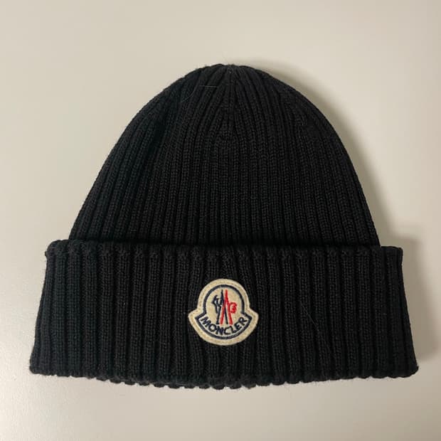 몽클레어 니트 비니 블랙