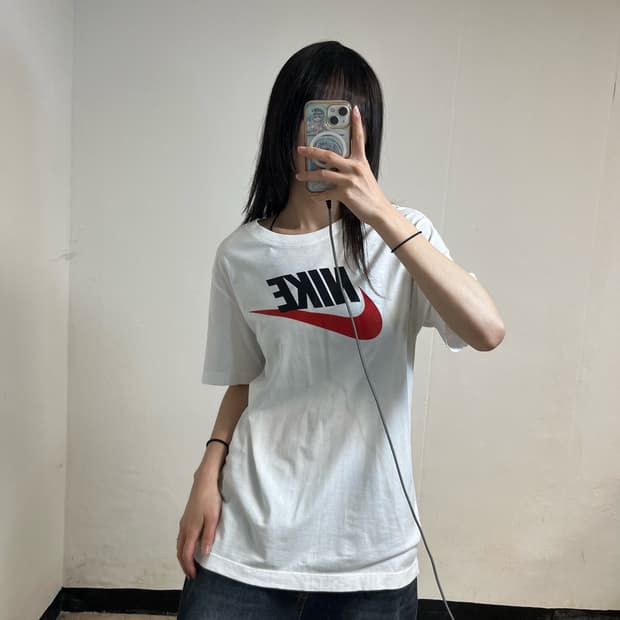 Nike White T-Shirt
